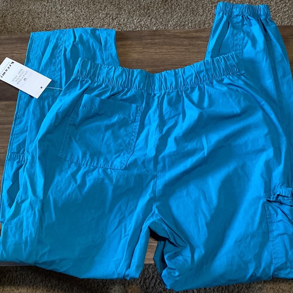 Pants - Picture 4 of 4